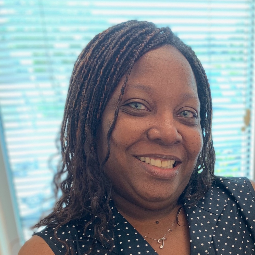 Meet your Posher, Tima